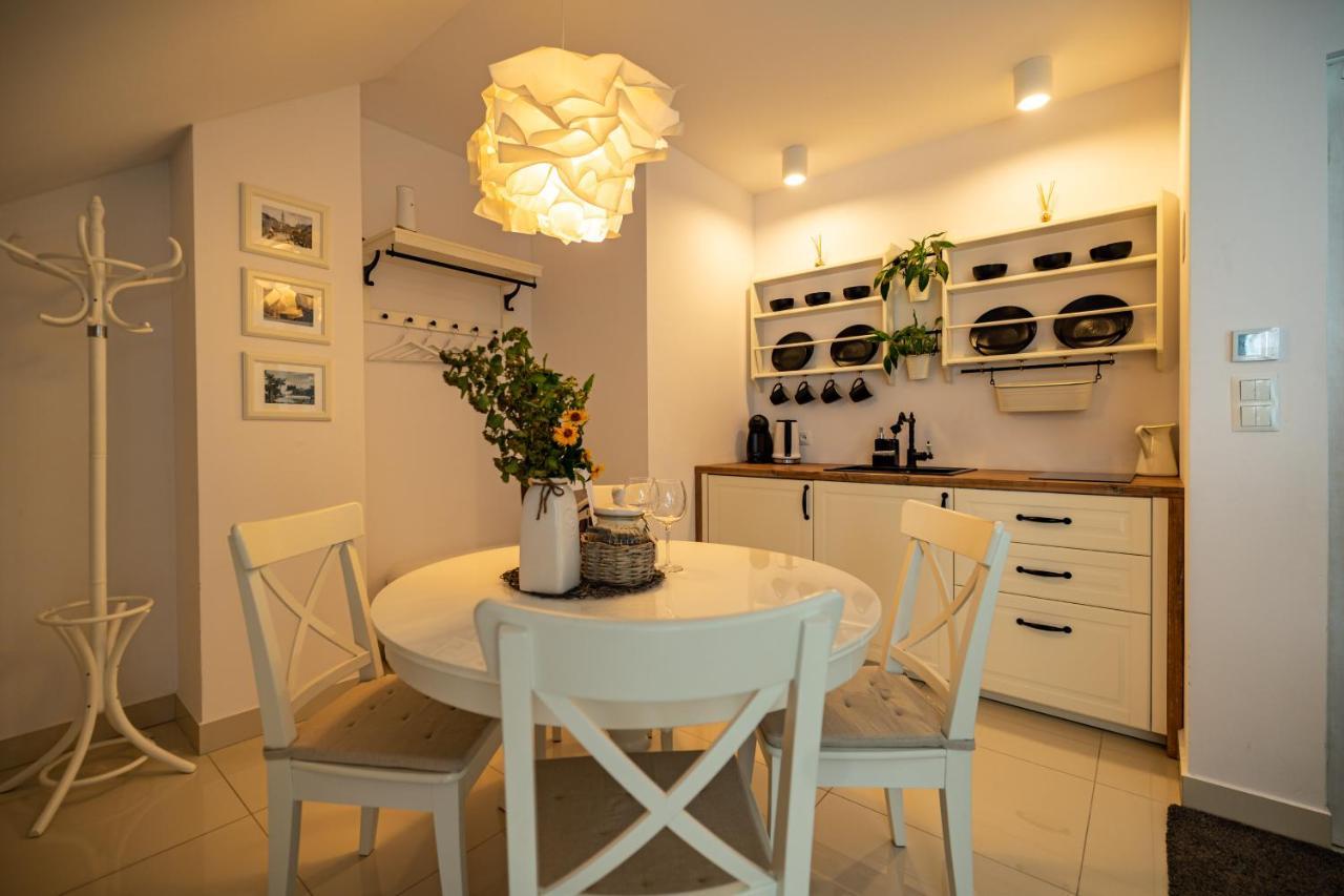 Apartamenty Ceglana 1 A Zielona Gora  Bagian luar foto