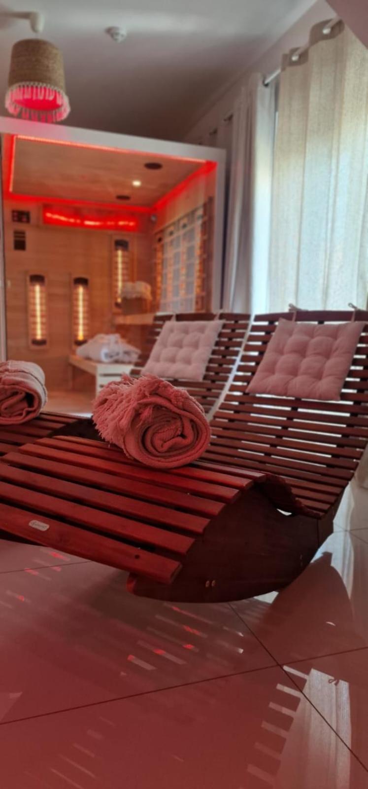 Apartamenty Ceglana 1 A Zielona Gora  Bagian luar foto